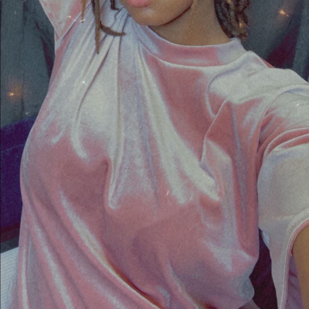 Pink Velvet Set - Picture 2 of 4